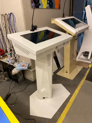 Интерактивная трибуна Performance Premium 27